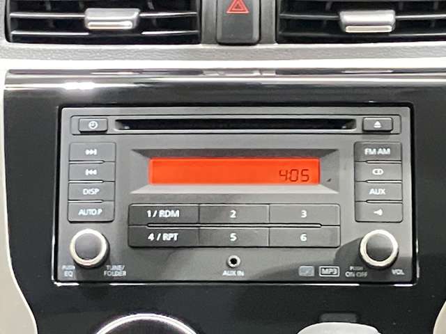 日産純正★CD一体AM/FM電子チューナーラジオ付き！