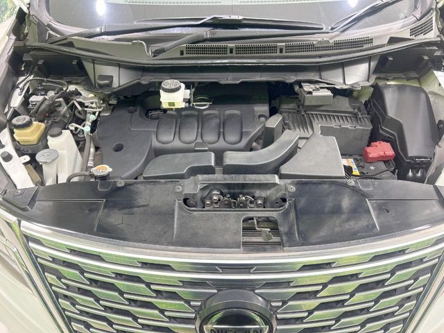 親切・丁寧な専門メカニックスタッフが応対！・車検・点検整備・事故等の修理などアフターサービスも安心。お車のカスタマイズもネクステージのサービススタッフまでご相談ください！