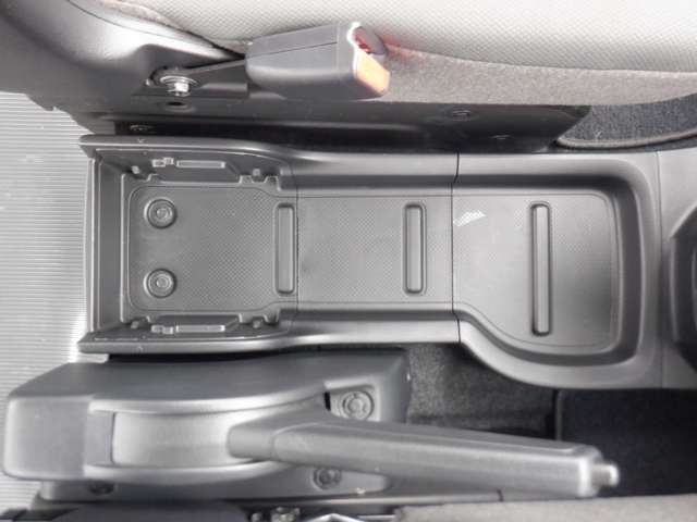 自社工場にて徹底した点検整備を行い、ご納車致しますのでご安心ください！ホームページ　http：//www.jobcars.jp