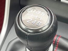 【フロア6速MT】走りの6速MT！！スポーティーな走行をお楽しみいただけます♪