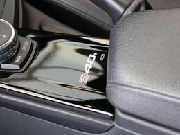 20台限定車（シリアルナンバー 02)　専用レタリング＆限定シリアル・ナンバー