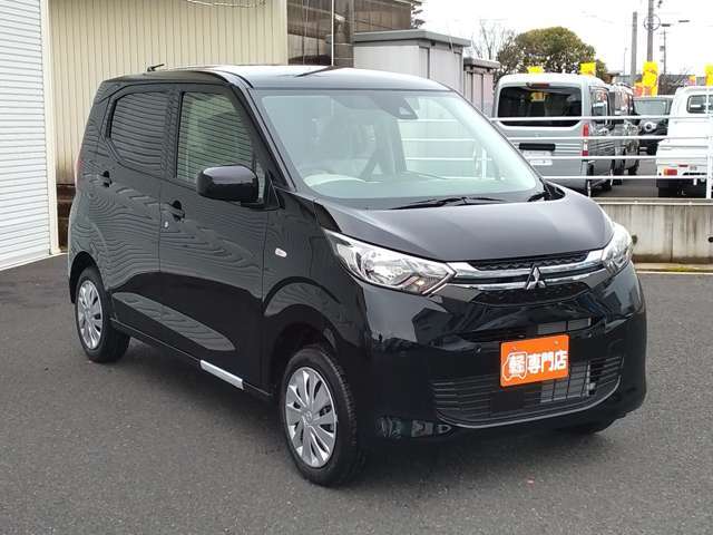 お色はブラックになります。※福井県内のお客様を中心にお取引させて頂いています。県外への陸送等でのお取引はお断りさせていただく場合がございます。個別にご相談させていただきます。