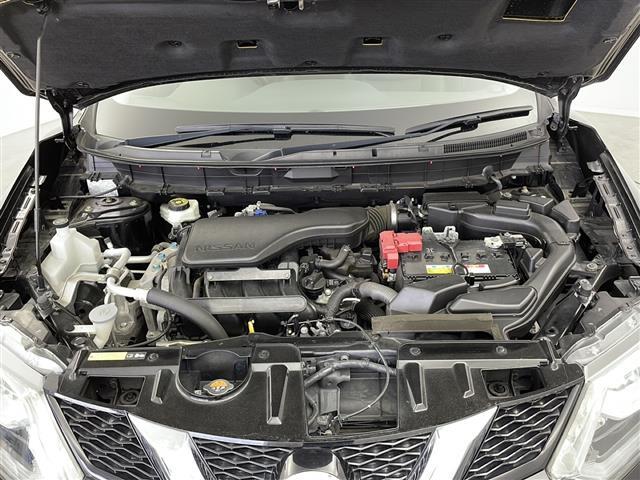 【エンジンルーム】エンジンの調子は良好です！ご納車前にはしっかりとオイル交換・その他油種類の点検補充をさせて頂きます。また、ガリバーでは修復歴のある車は販売いたしません。