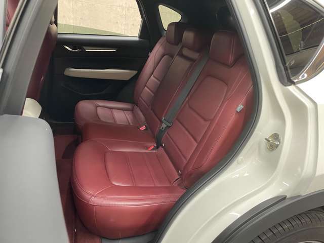 当店のお車をご覧いただきましてありがとうございます。お車についてのご質問やお見積りのご依頼、ご購入にあたってのご相談などお気軽にお問い合わせ下さい！