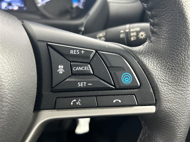【運転席操作部】快適なドライブを楽しむための機能が装備されています！運転席から触れるので、使いやすいです！除菌プランいれていただくと、さらに清潔で安心していただけます！