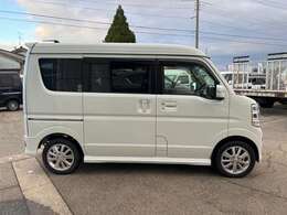 両側パワースライドドア