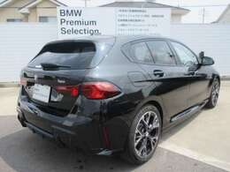 名鉄AUTOオリジナルコーティングMコートをはじめウインドフィルム施工、ドライブレコーダー取付、BMWパフォーマンスアクセサリーなど各種承ります。