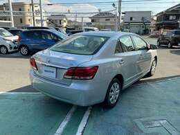 衝突被害軽減ブレーキなど安全装備も充実しています。