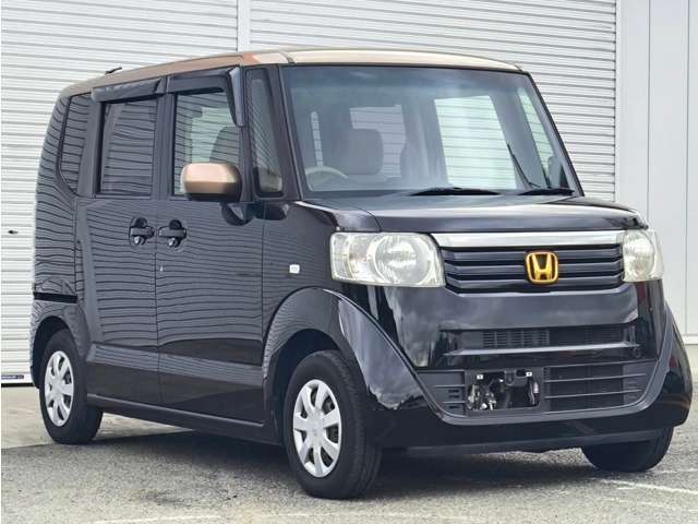 外装は大きな傷・へこみはなく、キレイな車両になっております！