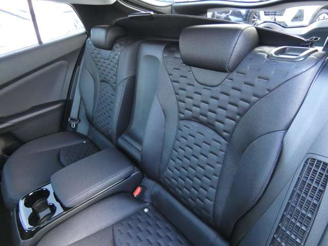 アフターサービスも充実です！女性の方や初めてお車をご購入される方もご安心してカーライフを楽しめるよう当店スタッフ一同全力でサポート致します！