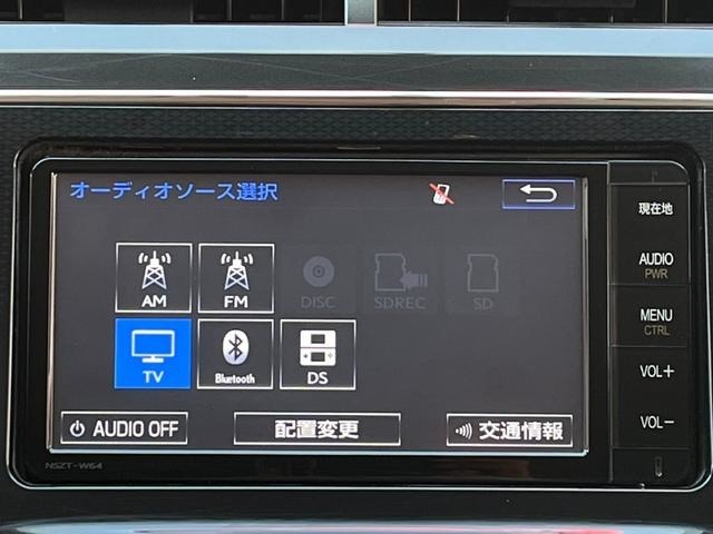 ディーラーオプションフルセグナビ！TV視聴の他、CD/DVD視聴、Bluetoothオーディオ等性能は多岐にわたります！