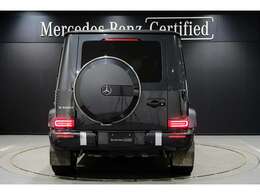 メルセデスの認定中古車『サーティファイドカー』は、日本全国に張り巡らされたメルセデス・ベンツ正規サービスネットワークのサポートを受けることができます。