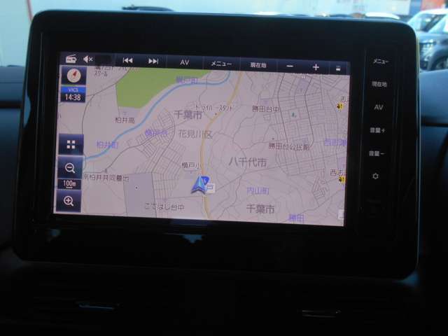 ★メモリーナビはタッチパネル式で簡単操作。TVもフルセグですので映像もとっても綺麗です。