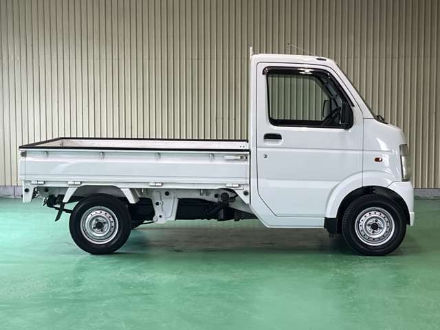 令和7年6月指定工場での車検取得済みです。