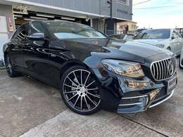 パナメリカーナグリル　E43AMG　エクスクルーシブPKG　パノラマルーフ　純正ナビ　地デジ　TVキャンセラー付き　デイライトKIT　トランクスポイラー