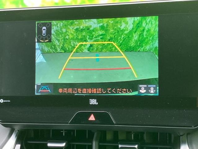 WECARSの展示場では実際に見て、触ってお車をお選びいただけます！知識の豊富な営業スタッフが様々なカーライフをご提案いたします！