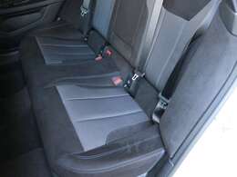 BMWの座席シートは人間工学に基づいた設計がされており、長時間乗っていても疲れにくいです。