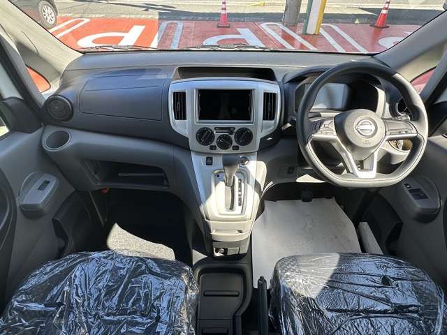 ★修復歴車一切ありません！それどころか、弊社の仕入在庫につきましては、フェンダー、ボンネット、ドアパネル等の交換歴、修理歴のある車両は基本的に仕入れを行いませんので高品質な車両のみ在庫で揃えています！