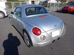 当店は、改造車多数のため、現状確認をして頂けるお客様に販売をしております。是非、現車確認をお願いします！