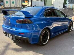 皆様のお車選びのお手伝いをさせて下さい。スタッフ一同お問い合わせ・ご来店心よりお待ちしています。