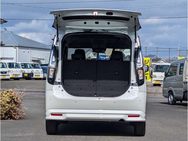 ★ご覧頂きありがとうございます！　当店の都合で大変申し訳ございませんが、このお車は宮崎県内のお客様限定販売とさせて頂きます。★メーカーロング保証付き！★