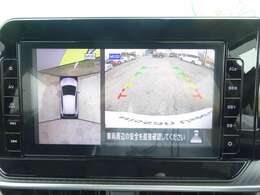 アラウンドビューモニターです。白線や駐車車両をナビゲーション画面に表示。駐車しているクルマとの位置関係がひとめで分かって安心です。