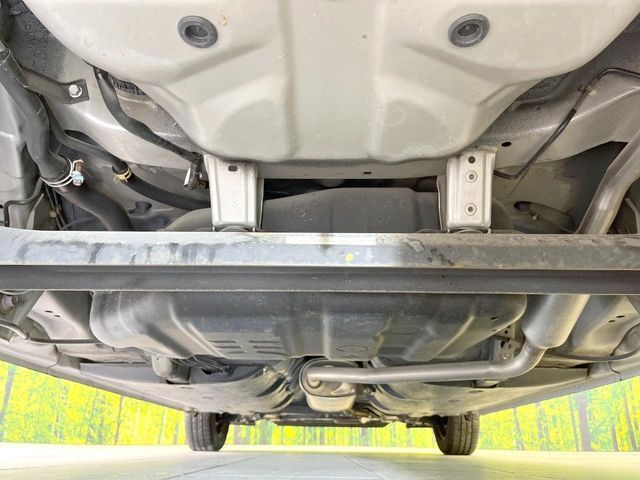 下回りがきれいなうちに、防錆加工の施工がオススメ。降雪地域はもちろん、沿岸部にお住いの方や、趣味でマリン・ウィンタースポーツをされる方にご好評いただいております。