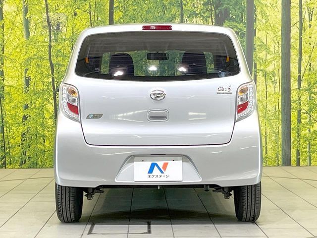 安心の最長10年・走行無制限保証（有償）をご用意。保証内容も充実はもちろん、無料点検＆オイル交換や、年中無休の全国・24時間ロードサービスも付帯されておりますのでご安心下さい。