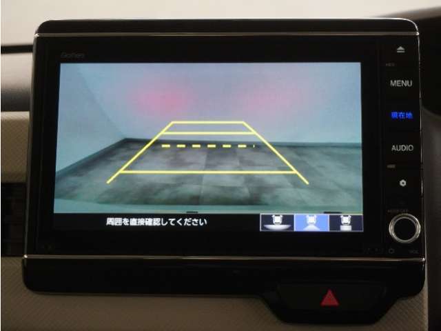 バックカメラ搭載です！車庫入れが苦手な人はもちろん、車両感覚に自信がある人にもお勧めです！見えない箇所が見えるようになるので、低い障害物や隠れてしまっている子供の存在等にも気付く事が出来ます。