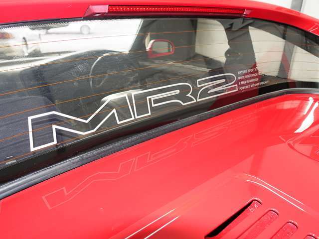 発売当時オプションであっあMR2ストライプも残っており、MR2健在をアピールしております！