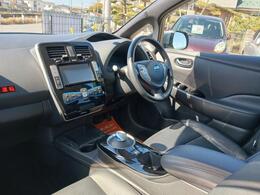 ◆仕入れや登録等で外出する場合がございます。在庫車両は近くの他場所にある場合もございます。ご来店前にご連絡を頂いた方がスムーズにご案内できますので宜しくお願い致します。