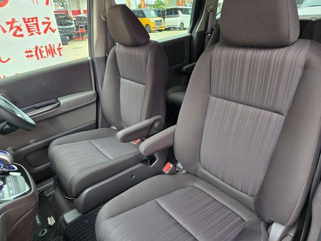 自社ローン対応車　 詳しくは弊社ホームページまで！ 　https://carlifegroup.fukuoka.jp/カーセンサー掲載車以外にも在庫車輌 多数掲載中！カーライフ福岡　福岡県糟屋郡粕屋町戸原西4丁目8-11　TEL0120-038-871