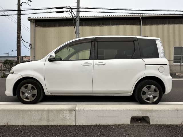 車を運転するうえで欠かせない必須装備！！ナビ、バックカメラ、ETCは全車取付での販売！