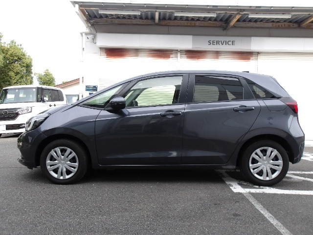 一般的な立体駐車場に入るサイズでどこへ行っても安心ですね。