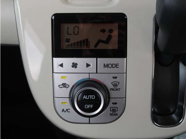 オートA/Cで設定した温度へ自動で合わせてくれます☆オートの楽さを体感してしまうともうもどれません★とても便利です！