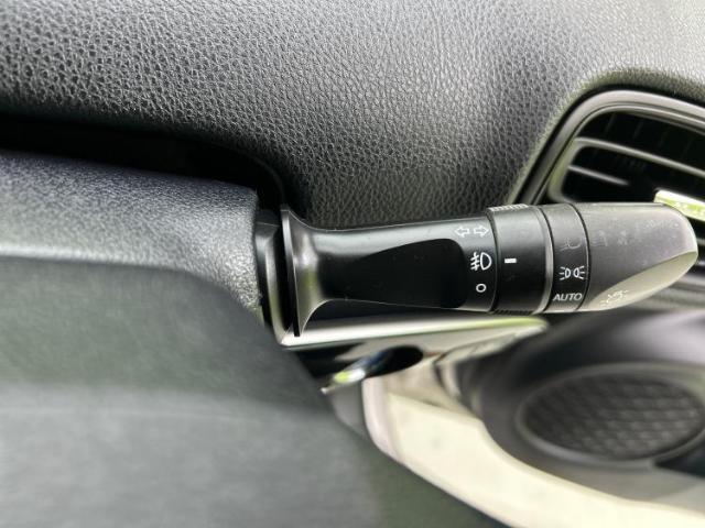 国産車から輸入車まで多様なお客様のニーズのお応えできるように、全国規模で豊富な在庫展開！車のことならWECARSへ！