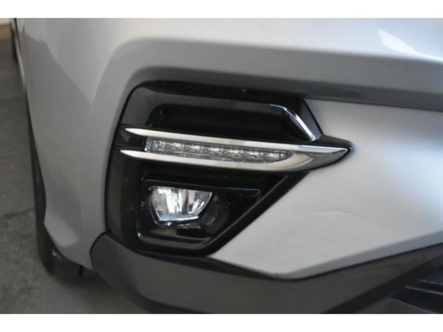 フォグランプ装備で雨や霧の日でも安心です