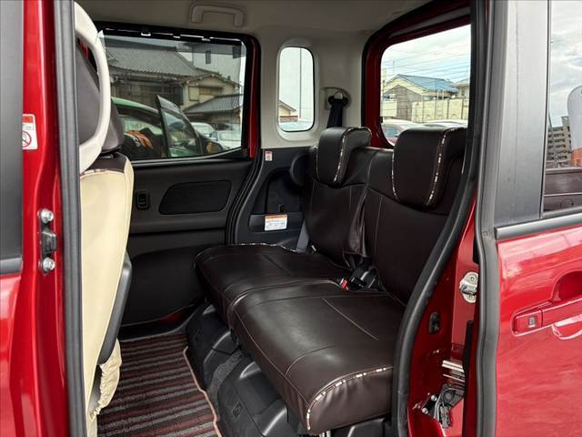 店頭ではBUDDICA PHOENIX（バディカフェニックス）のグッズ、キッズコーナーも完備、選べるフリードリンクを準備してお待ちしております♪無料査定いつでも実施中★予約いただくとスムーズです★