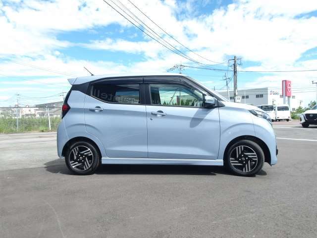 小回りが利くので狭い道でも安心でお勧めの1台です☆