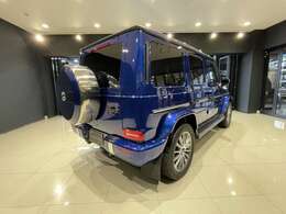 車両は屋内展示しておりますので天候に関係なくごゆっくりコンディションご確認頂けます。車両を倉庫へ保管している場合が御座いますのでご来店前に在庫確認頂けると幸いです。TEL072-784-8800