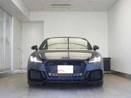 ☆RSの系譜を受け継ぎ走りを研ぎ澄ますリアルスポーツカーAudi　TTRS　Coupe☆