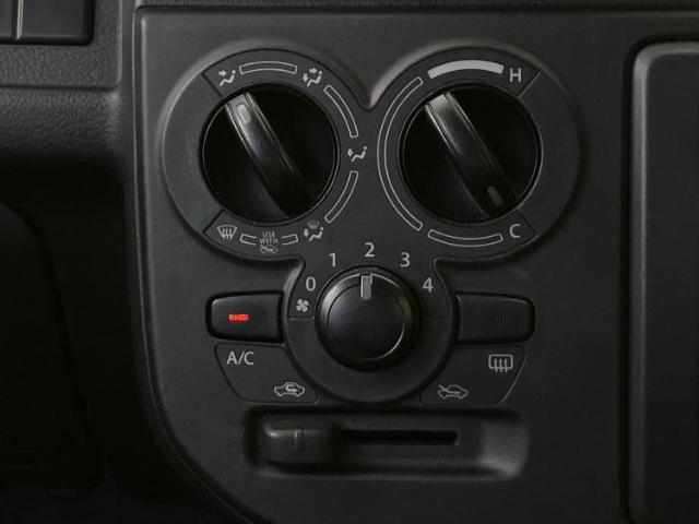 車選びにはお悩みがつきものです！具体的な購入までは検討していないけど車は気になるというお客様も大歓迎です！是非中古車購入の第一歩のお手伝いをさせてください！
