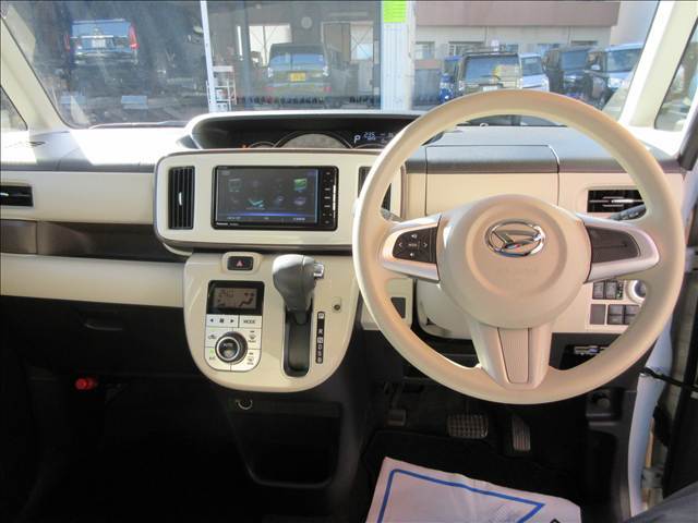 ステアリングリモコン