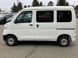 トヨタ車をメインに、人気のハイブリッド車はもちろん、軽自動車からコンパクトカー、ミニバン、SUVなど様々な車種をご用意しております！展示車価格は支払総額表示ですのでご安心ください！