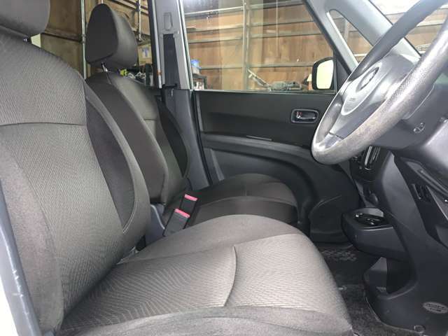 運転に自信のない方でも運転しやすいコンパクト設計！！