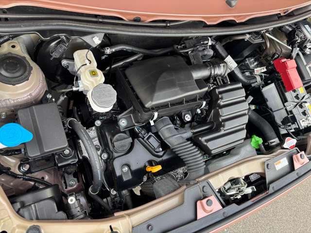この度は弊社、『スズキ自販近畿　U’sSTATION貝塚』の車両をご覧頂きありがとうございます。当社はスズキ株式会社直営の代理店です。