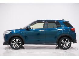 県内13店舗にて常時500台以上ダイハツ車を展示中です。見て、触って、納得のいく一台をぜひ見つけてください。