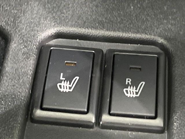 【シートヒーター】寒い日に重宝するシートヒーター！エアコンより早く温まってくれるので寒がりの人も安心ですね♪エアコンの温風は乾燥するから苦手、という方にもをおすすめです。