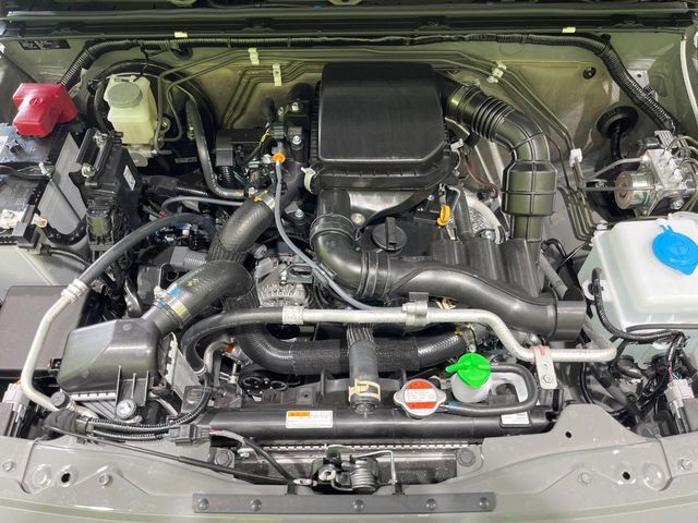 親切・丁寧な専門メカニックスタッフが応対！・車検・点検整備・事故等の修理などアフターサービスも安心。お車のカスタマイズもネクステージのサービススタッフまでご相談ください！