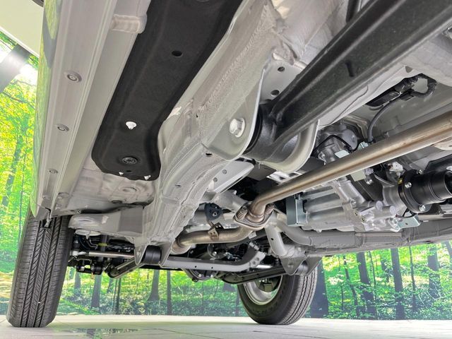 お車を安心してお乗りいただく為には、足回りの定期点検が欠かせません。サービスサポート（有償保証）では無料点検もご提供しており、安心のカーライフをお過ごしいただけるサポート体制が整っています。